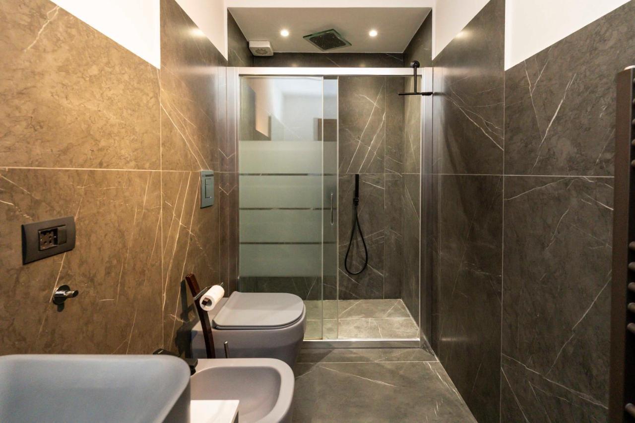 Casemi - Vincenzo 12 In Center Apartment Милано Екстериор снимка